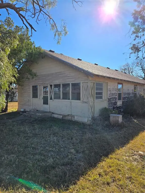 Lawn, TX 79530,481 Avenue D