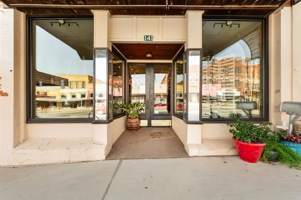 De Leon, TX 76444,141 N Texas Street