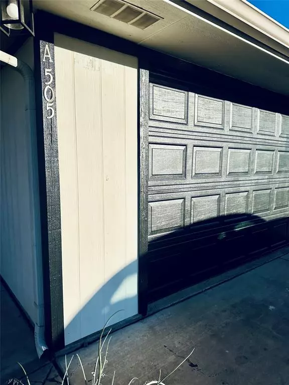 Grandview, TX 76050,505 S 1st Street #A