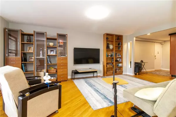 Brooklyn, NY 11235,50 Brighton 1st RD #7C