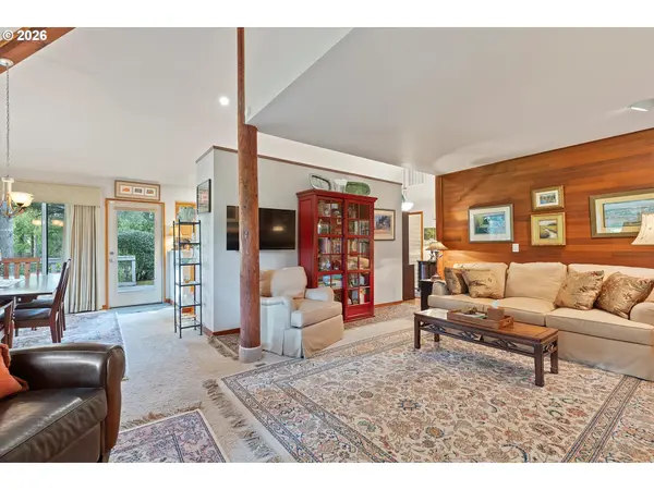 Gleneden Beach, OR 97388,600 ISLAND DR #15