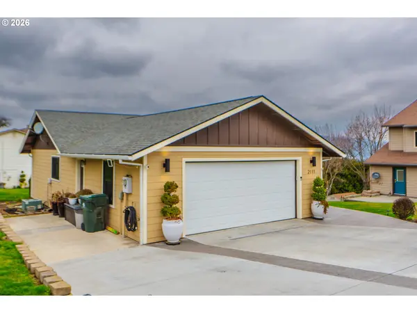 The Dalles, OR 97058,2111 VIEW CT