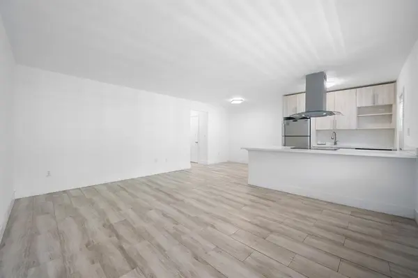 Coral Gables, FL 33146,6565 Santona St #B16