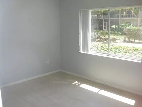 Plantation, FL 33324,721 N Pine Island Rd #116