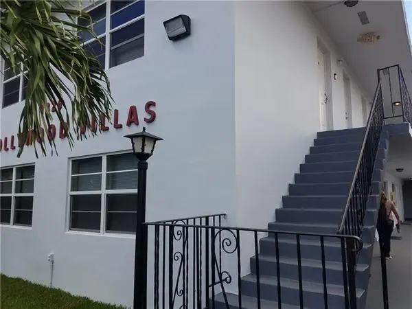 Hollywood, FL 33020,1826 Johnson St #103