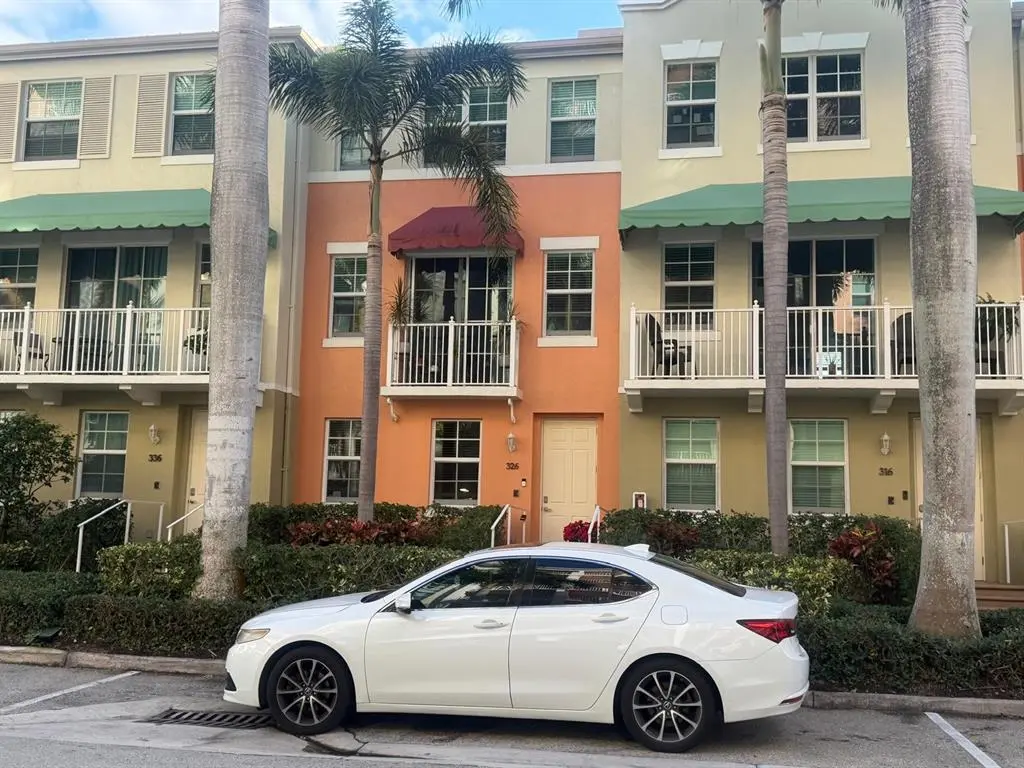 Lantana, FL 33462,326 Moorings Dr