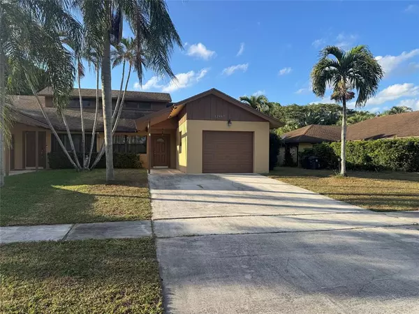 Wellington, FL 33414,12449 Guilford Way