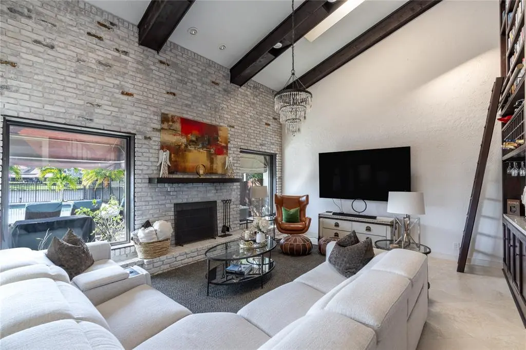 Deerfield Beach, FL 33442,3182 Deer Creek Lake Shore Dr