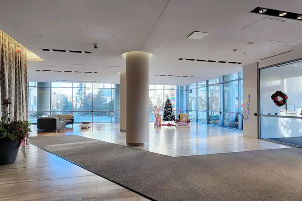 Toronto C15, ON M2J 0B7,66 Forest Manor RD #1402