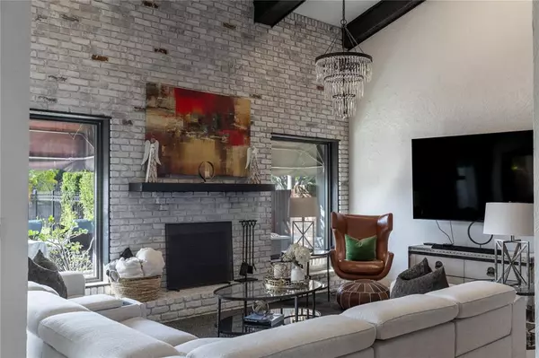 Deerfield Beach, FL 33442,3182 Deer Creek Lake Shore Dr