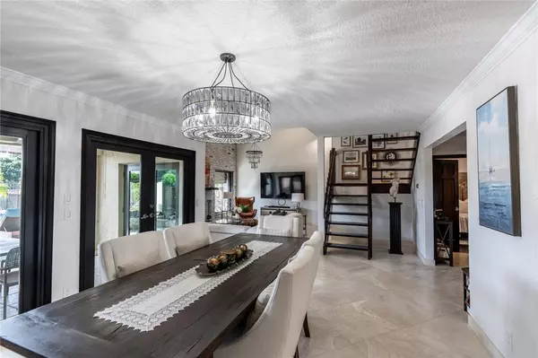 Deerfield Beach, FL 33442,3182 Deer Creek Lake Shore Dr