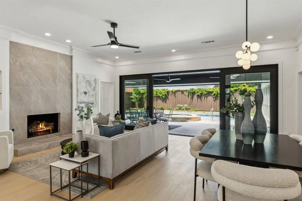 Dallas, TX 75252,5702 Glen Heather Drive