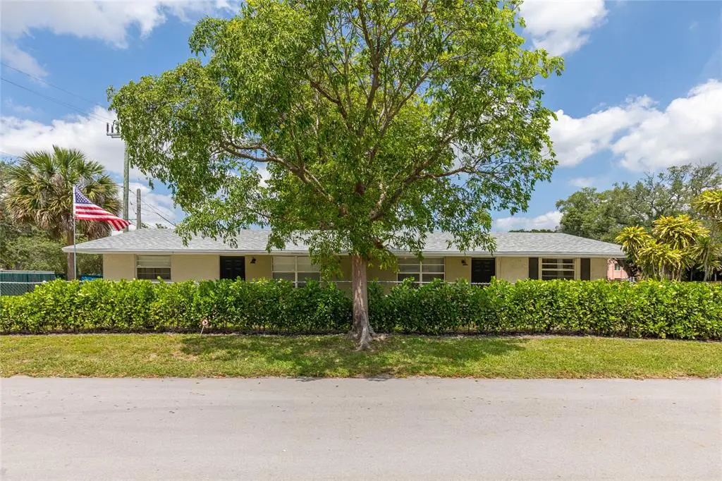 Fort Lauderdale, FL 33315,800 SW 30th St