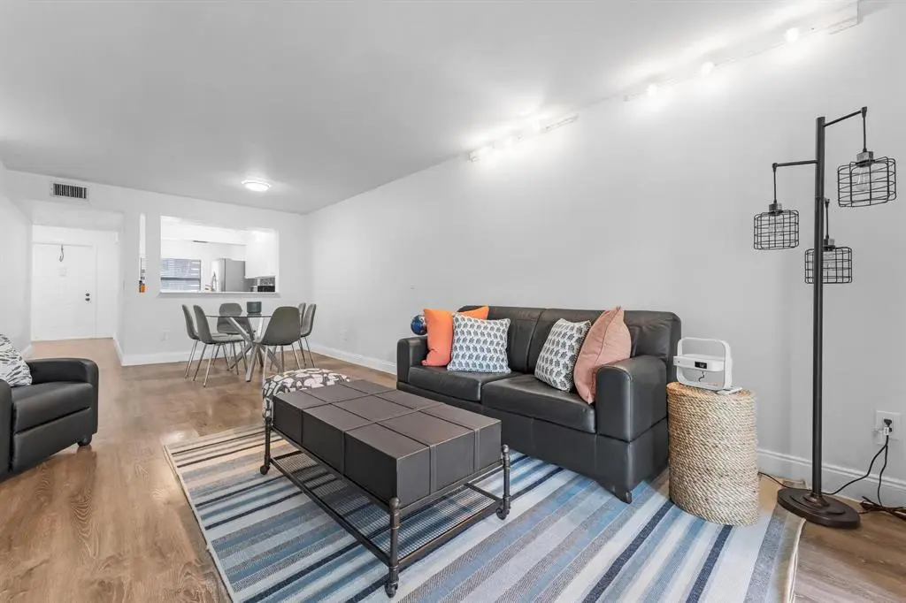 Lake Worth, FL 33467,7843 Willow Spring Drive #612