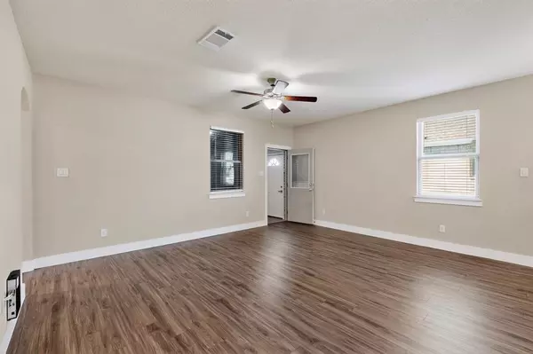 Sanger, TX 76266,37 Pleasant Valley