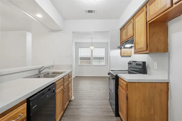 Arlington, TX 76012,518 Guerin Drive