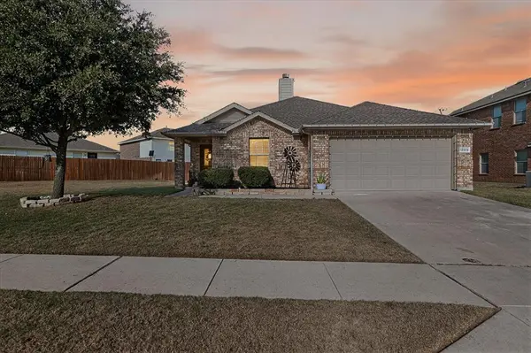 12418 Worthington Lane,  Rhome,  TX 76078