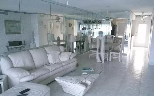 Hallandale Beach, FL 33009,460 Paradise Isle Blvd #301