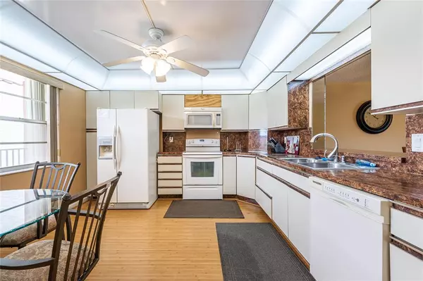 Pembroke Pines, FL 33025,271 S Hollybrook Dr #304