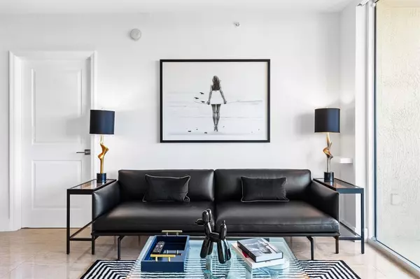 347 N New River Dr #602, Fort Lauderdale, FL 33301