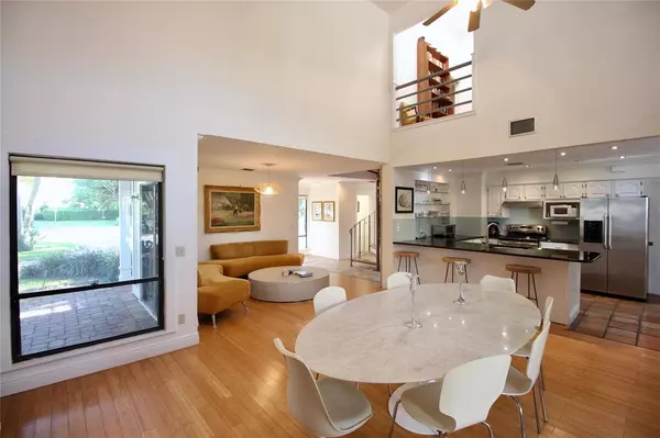 Vero Beach, FL 32963,902 Holoma Dr