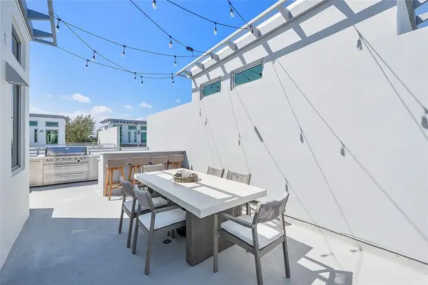 Pompano Beach, FL 33062,705 Briny Ave