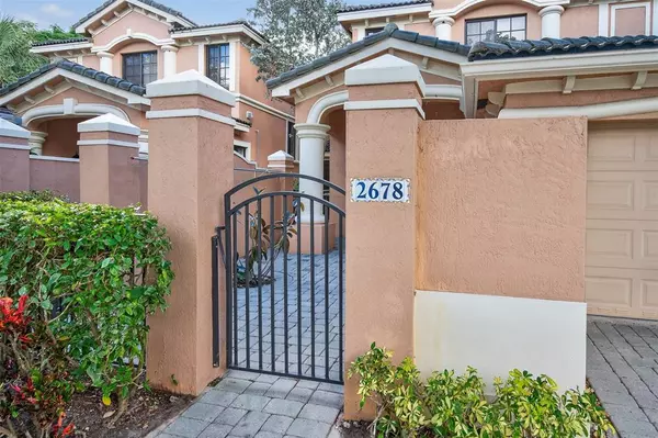 Weston, FL 33332,2678 Center Court Dr #2678