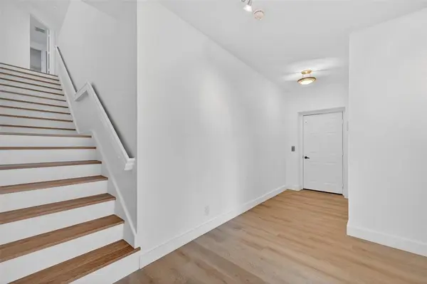 Weston, FL 33332,2678 Center Court Dr #2678