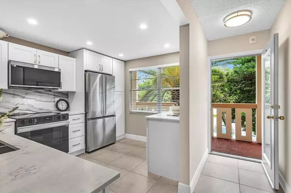 Coconut Creek, FL 33066,2102 Lucaya Bnd #K2