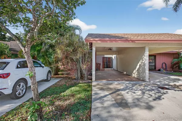 1804 Tamarind Ln, Coconut Creek, FL 33063