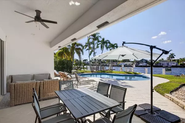 Pompano Beach, FL 33062,513 S Riverside Dr