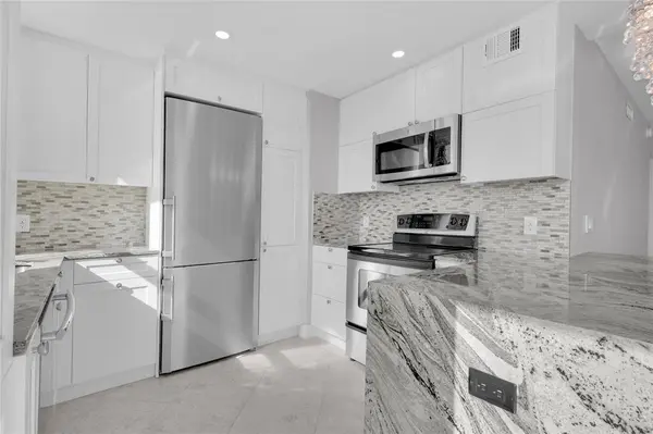 Pompano Beach, FL 33062,1010 S Ocean Blvd #1704