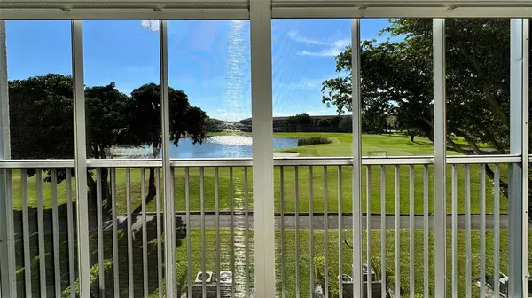 Pembroke Pines, FL 33027,300 SW 134TH WY #304E