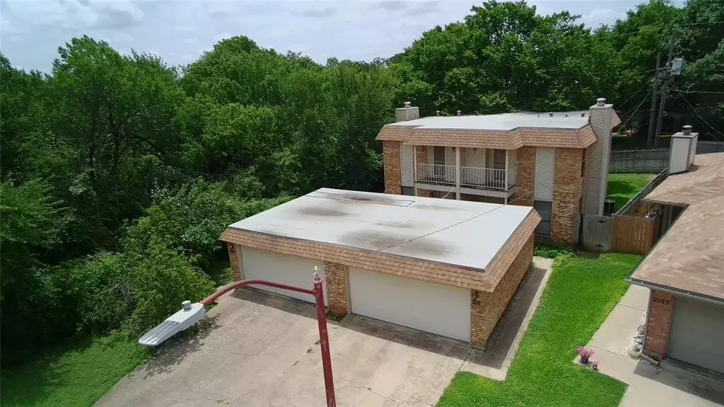 Fort Worth, TX 76110,2103 Mistletoe Avenue