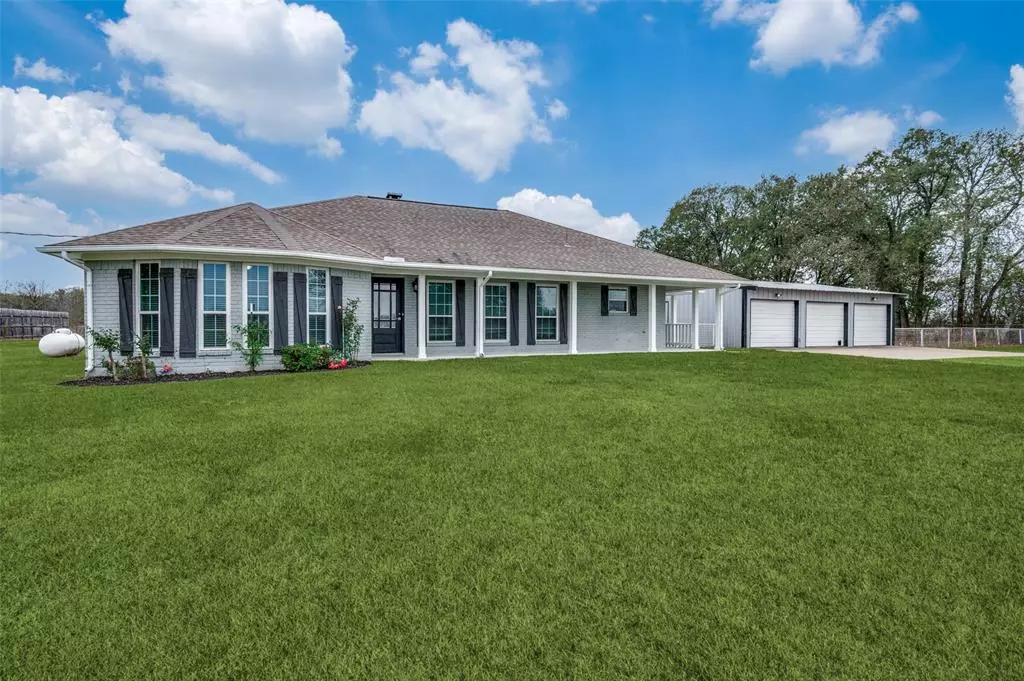 Combine, TX 75159,155 Smith Lane