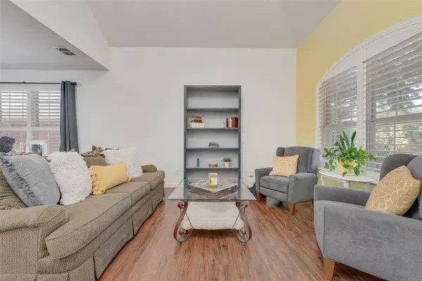 Rowlett, TX 75089,6402 Nueces Bay Drive