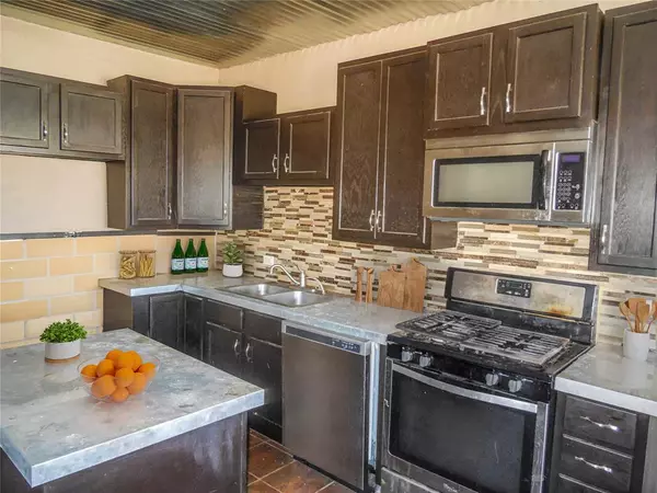 Breckenridge, TX 76424,1001 E Lindsey Street