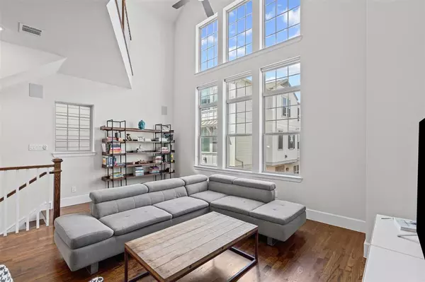 Dallas, TX 75206,5140 Garrett Field Court