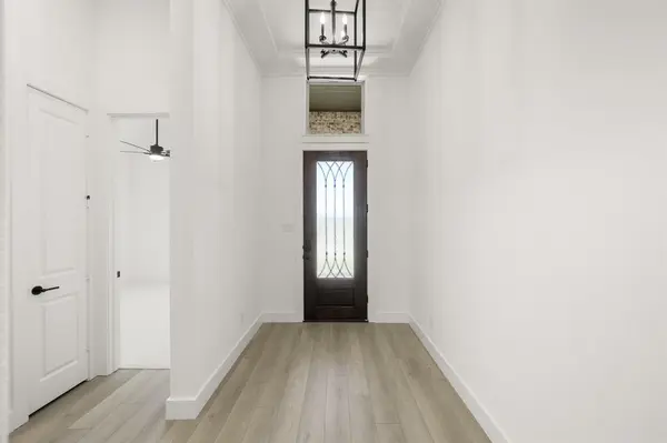 1204 Flock Drive, Mansfield, TX 76063