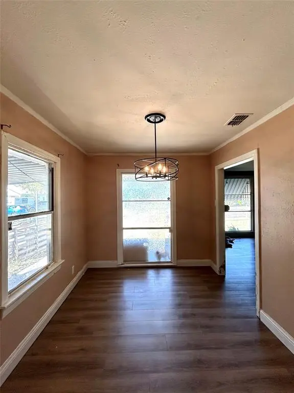 Dallas, TX 75210,3830 York Street