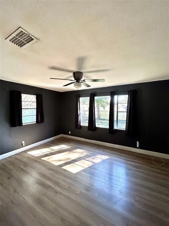 Dallas, TX 75210,3830 York Street