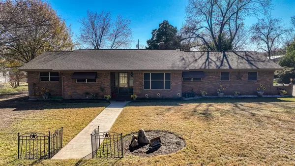 Weatherford, TX 76087,3706 Red Bud Drive