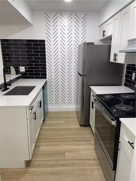 Pompano Beach, FL 33069,1223 SW 46th Ave #108