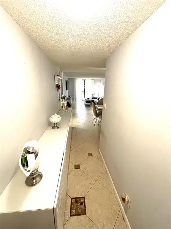 Deerfield Beach, FL 33441,737 SE 1st Way #302