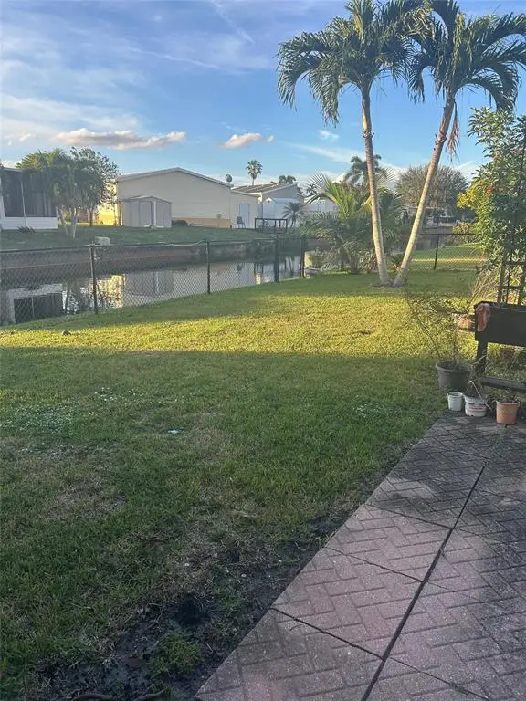 Davie, FL 33324,2341 SW 84th Ave