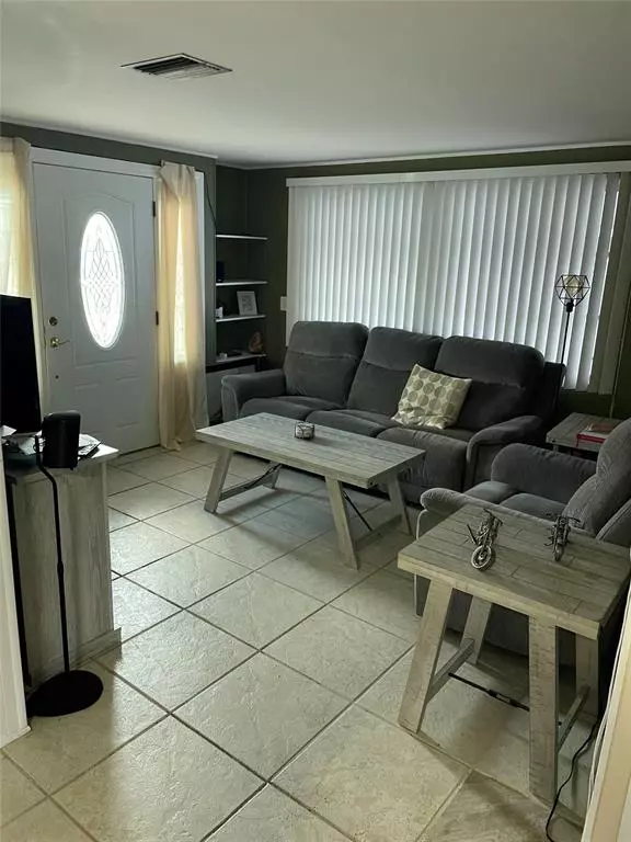 Davie, FL 33324,2341 SW 84th Ave