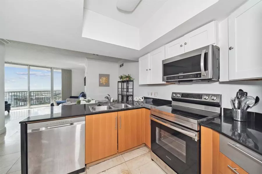 1750 N Bayshore Dr #4315, Miami, FL 33132