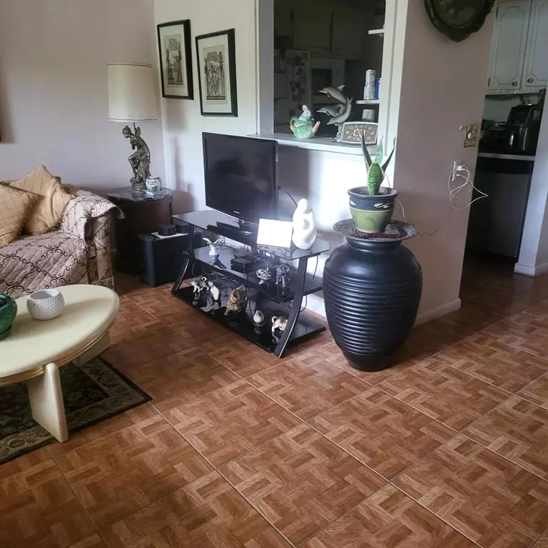 Deerfield Beach, FL 33442,9 Ventnor A #9