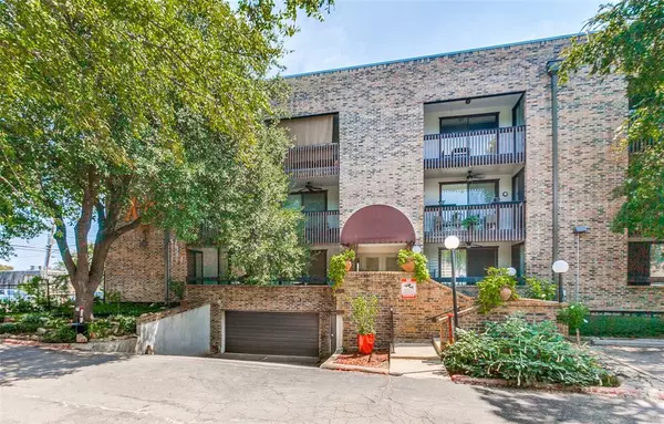 Dallas, TX 75231,6122 Ridgecrest Road #2007