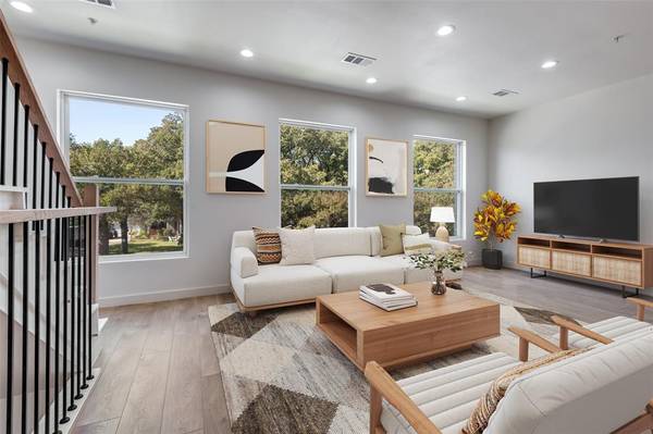 516 S Oconnor Road, Irving, TX 75060